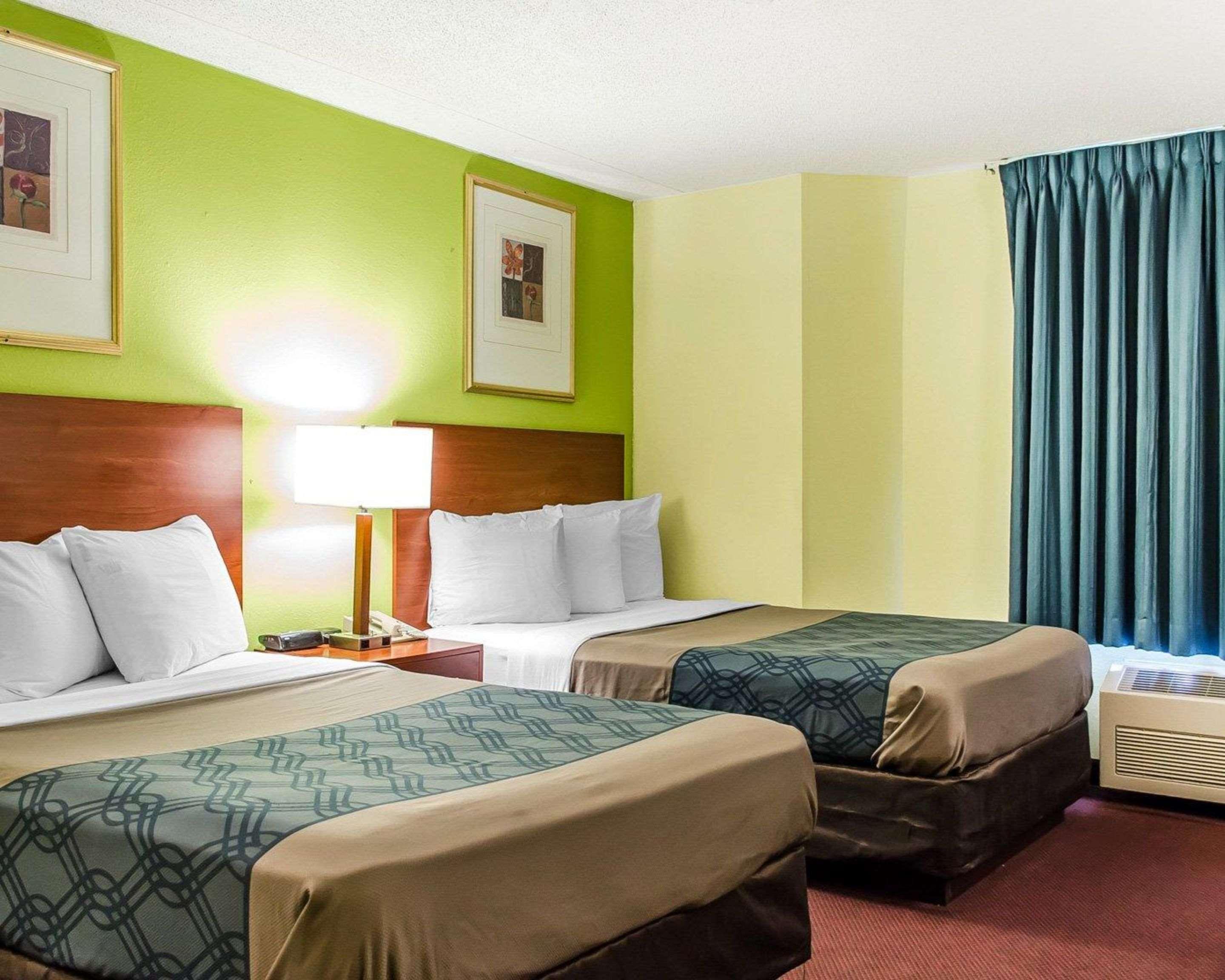 Econo Lodge Harrisburg/Hershey Екстериор снимка